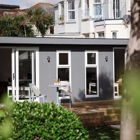 Gyllyngvase House Falmouth
