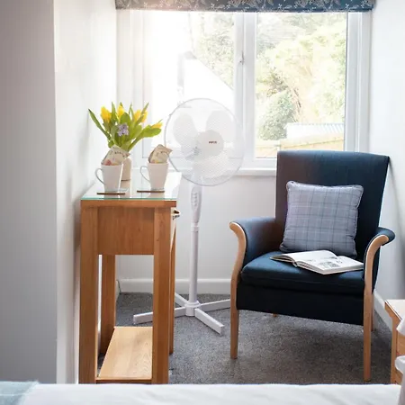 Gyllyngvase House Guest house 4*